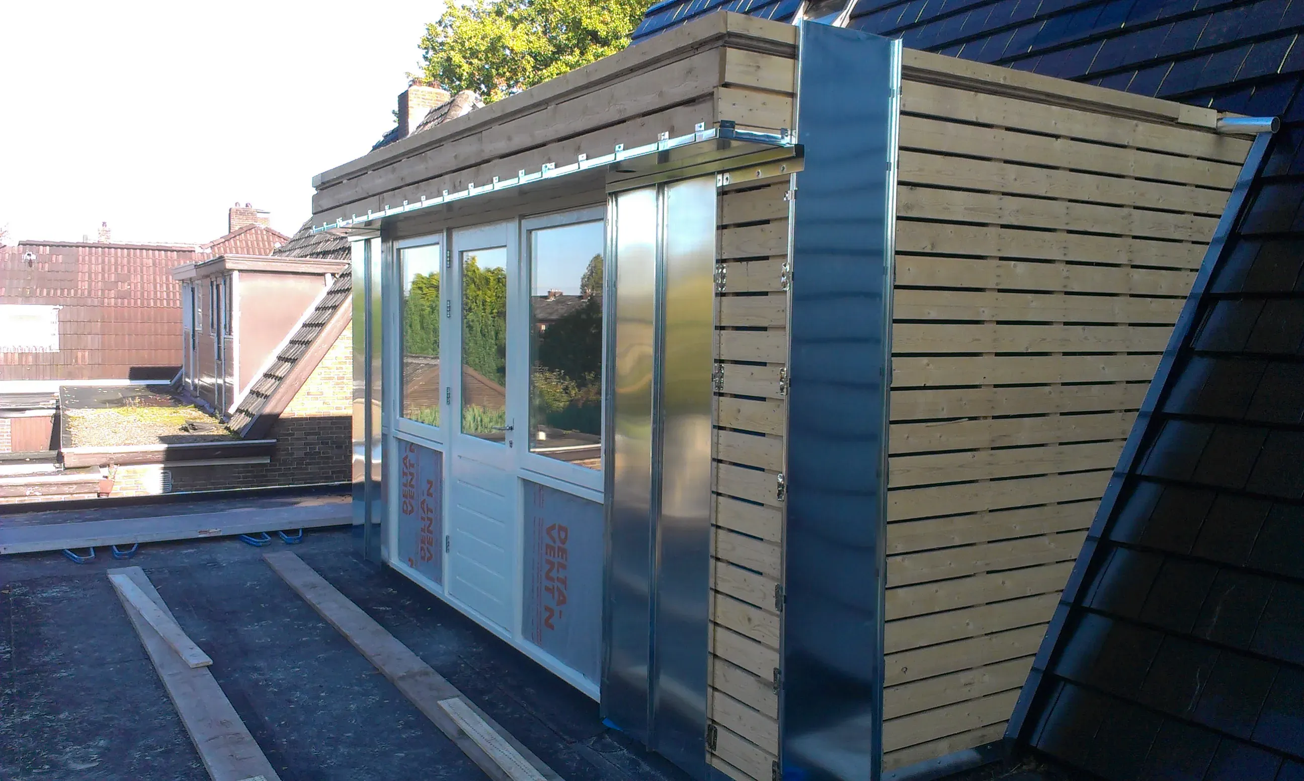 Professioneel afgewerkte dakkapel met zinken bekleding